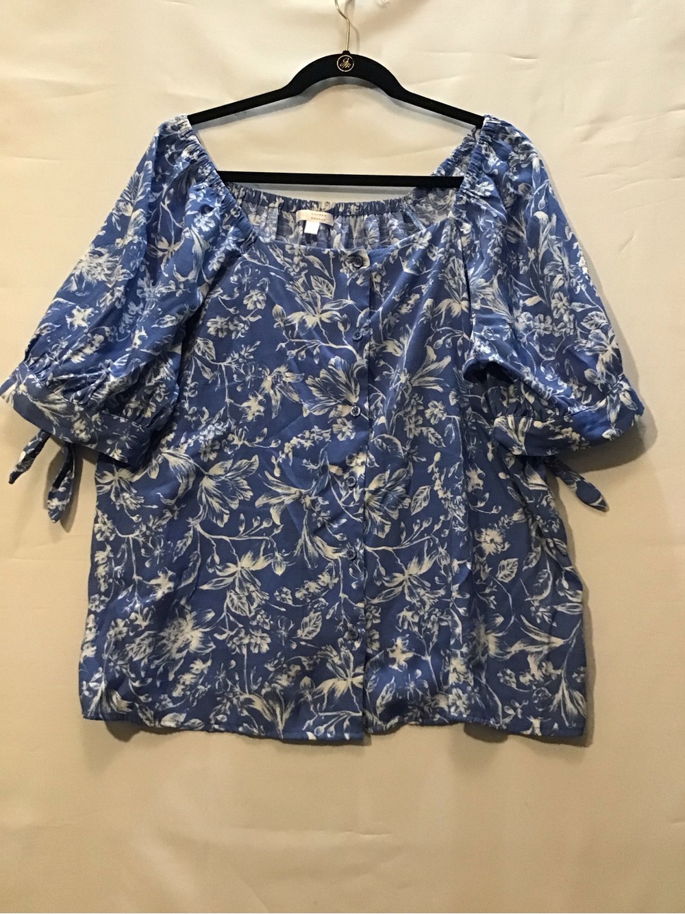 240 LC Lauren Conrad Blue and White Floral Off-Shoulder Blouse